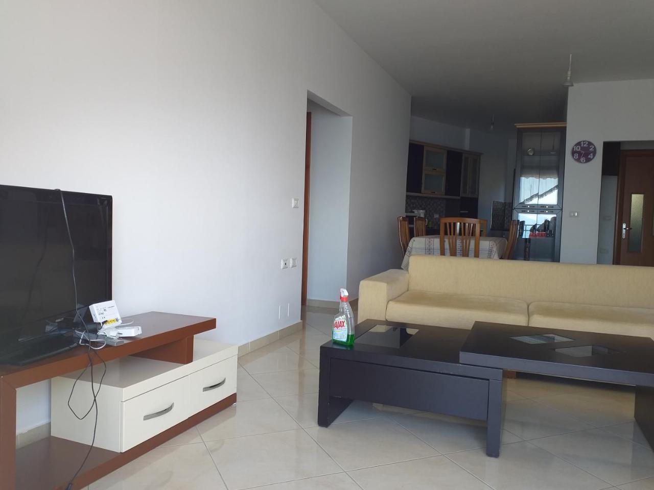 Sunny&Seaview Apartment Sarandë Exteriör bild